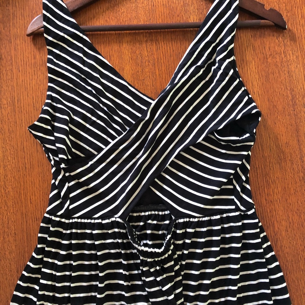 NWT LOFT M black and white striped dress